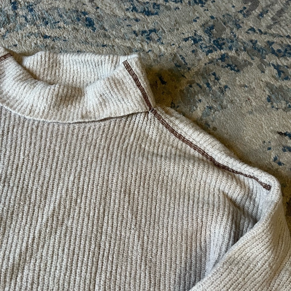 RD Style cream sweater small - Picture 3 of 5